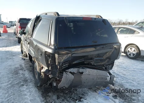 2004 Jeep Grand Cherokee Laredo z USA, uszkodzony, nr VIN 1J4GW48S74C424364